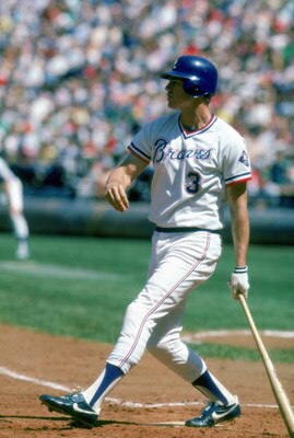 1985:  Dale Murphy #3 of the Atlanta Braves watches the flight of the ball during a game in1985. Dale Murphy played for the Atlanta Braves from 1976-1990. (Photo by Scott Cunningham/Getty Images)