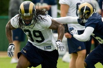 EARTH CITY, MO - MAY 2: Steven Jackson #39 of the St. Louis Rams participates in drills during a mini camp on May 2, 2009 at the Russell Training Center in Earth City, Missouri.  (Dilip Vishwanat/Getty Images)