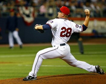 MINNEAPOLIS, MN - APRIL 6: Jesse Crain #28 of the Minnesota Twins pitches against the Seattle Mariners at the Metrodome on opening day, April 6, 2009 in Minneapolis, Minnesota. (Photo by Scott A. Schneider/Getty Images)