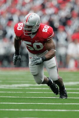 COLUMBUS, OH - SEPTEMBER 8:  Vernon Gholston #50 of the Ohio State Buckeyes rushes the passer during the game against the Akron Zips at Ohio Stadium on September 8, 2007 in Columbus, Ohio. Ohio State won 20-2. (Photo by David Maxwell/Getty Images)
