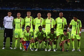 LYON, FRANCE - SEPTEMBER 17:  Lyon team line up during the UEFA Champions League Group F match between Lyon and Fiorentina at the Stade de Gerland on September 17, 2008 in Lyon, France.  (Photo by Michael Steele/Getty Images)