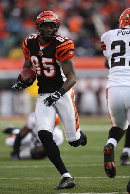 CINCINNATI, OH - DECEMBER 23:  Chad Johnson #85 of the Cincinnati Bengals runs for yards against the Cleveland Browns on December 23, 2007 at Paul Brown Stadium in Cincinnati, Ohio. (Photo by Andy Lyons/Getty Images)