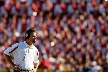 BATON ROUGE, LA - NOVEMBER 08:  Head coach Nick Saban of the Alabama Crimson Tide watches a play against the Louisiana State University Tigers on November 11, 2008 at Tiger Stadium in Baton Rouge, Louisiana.  (Photo by Chris Graythen/Getty Images)