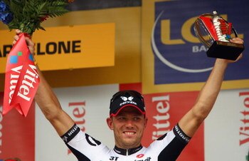 BARCELONA, SPAIN - JULY 09:  Thor Hushovd of Norway and the Cervelo Test Team celebrates winning stage 6 of 2009 Tour de France from Gerona to Barcelona on July 9, 2009 in Barcelona, Spain.  (Photo by Bryn Lennon/Getty Images)