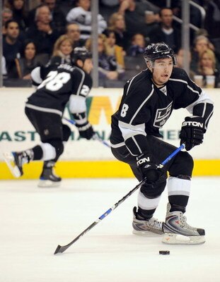 LOS ANGELES, CA - MARCH 05:  Drew Doughty #8 of the Los Angeles Kings looks to pass against the Dallas Stars during the game at the Staples Center on March 5, 2008 in Los Angeles, California.  (Photo by Harry How/Getty Images)