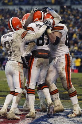 PITTSBURGH - JANUARY 5:  Cleveland Browns players including Dennis Northcutt #86 and Andre' Davis #87 celebrate the touchdown against the Pittsburgh Steelers during the AFC Wild Card game on January 5, 2002 at Heinz Field in Pittsburgh, Pennsylvania. The 