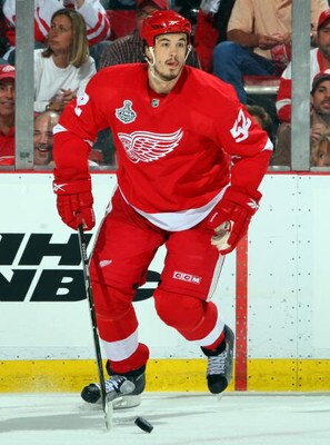 DETROIT - MAY 31:  Jonathan Ericsson #52 of the Detroit Red Wings skates against the Pittsburgh Penguins during Game Two of the 2009 Stanley Cup Finals at Joe Louis Arena on May 31, 2009 in Detroit, Michigan.  (Photo by Jim McIsaac/Getty Images)