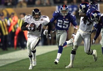 28 Jan 2001: Jermaine Lewis #84 of the Baltimore Ravens races down the sidelines for a 84 yard touchdown against the New York Giants during Super Bowl XXXV at Raymond James Stadium in Tampa, Florida. The Ravens defeated the Giants 34-7. DIGITAL IMAGE. Man