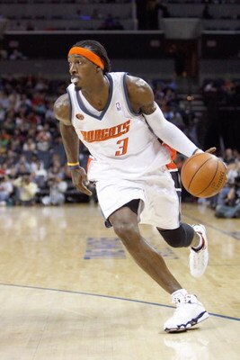 CHARLOTTE, NC - MARCH 13:  Gerald Wallace #3 of the Charlotte Bobcats drives the ball against the Houston Rockets during their game at Time Warner Cable Arena on March 13, 2009 in Charlotte, North Carolina. NOTE TO USER: User expressly acknowledges and ag