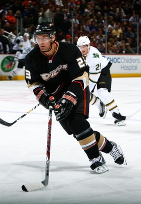 ANAHEIM, CA - APRIL 10:  Francois Beauchemin #23 of the Anaheim Ducks skates against the Dallas Stars at the Honda Center on April 10, 2009 in Anaheim, California. The Ducks defeated the Stars 4-3 in a shootout.  (Photo by Jeff Gross/Getty Images)