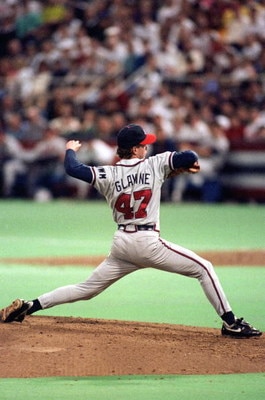 MINNEAPOLIS - OCTOBER 20:  Tom Glavine #47 of the Atlanta Braves pitches against the Minnesota Twins during Game two of the 1991 World Series at the Metrodome on October 20, 1991 in Minneapolis, Minnesota. The Twins defeated the Braves 3-2. (Photo by Rick