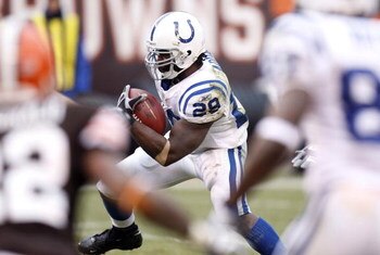 CLEVELAND - NOVEMBER 30:  Joseph Addai #29 of the Indianapolis Colts looks for running room in the third quarter while playing the Cleveland Browns during a fourth quarter run on November 30, 2008 at Cleveland Browns Stadium in Cleveland, Ohio. Indianapol