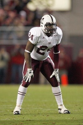TUSCALOOSA, AL - NOVEMBER 15:  Anthony Dixon #24 of the Mississippi State Bulldogs gets ready to move at the snap during the game against the Alabama Crimson Tide at Bryant-Denny Stadium on November 15, 2008 in Tuscaloosa, Alabama.  (Photo by Kevin C. Cox