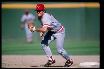 1986:  Pete Rose of the Cincinnati Reds in action during a game versus the San Diego Padres at Jack Murphy Stadium in San Diego, California. Mandatory Credit: Stephen Dunn  /Allsport