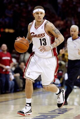 CLEVELAND - MAY 20:  Delonte West #13 of the Cleveland Cavaliers brings the ball up court against the Orlando Magic in Game One of the Eastern Conference Finals during the 2009 Playoffs at Quicken Loans Arena on May 20, 2009 in Cleveland, Ohio. NOTE TO US