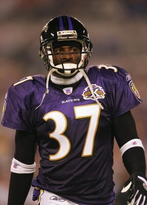 BALTIMORE, MD - AUGUST 20:  Deion Sanders #37 of the Baltimore Ravens looks on during the preseason game against the Philadelphia Eagles at M&T Bank Stadium on August 20, 2005 in Baltimore, Maryland.  (Photo By Jamie Squire/Getty Images)