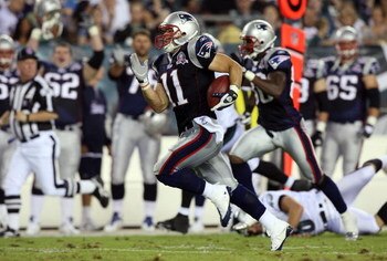 PHILADELPHIA - AUGUST 13:  Julian Edelman #11 of the New England Patriots runs back a punt for a touchdown against the Philadelphia Eagles on August 13, 2009 at Lincoln Financial Field in Philadelphia, Pennsylvania.  (Photo by Jim McIsaac/Getty Images)