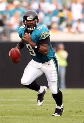 JACKSONVILLE, FL - DECEMBER 14:  David Garrard #9 of the Jacksonville Jaguars scrambles for yardage during the game against the Green Bay Packers at Jacksonville Municipal stadium on December 14, 2008 in Jacksonville, Florida.  (Photo by Sam Greenwood/Get