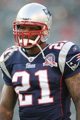 PHILADELPHIA - AUGUST 13:  Fred Taylor #21 of the New England Patriots looks on during warmups before the preseason game against the Philadelphia Eagles on August 13, 2009 at Lincoln Financial Field in Philadelphia, Pennsylvania. (Photo by Jim McIsaac/Get