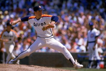CHICAGO - 1988:  Nolan Ryan #34 of the Houston Astros pitches during the 1988 season against the Chicago Cubs at Wrigley Field in Chicago, Illinois.  (Photo by Jonathan Daniel/Getty Images)