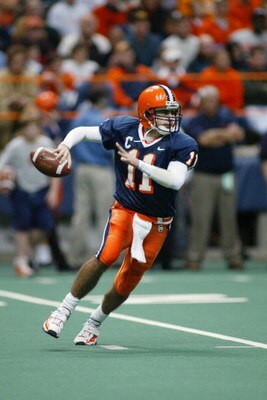 SYRACUSE, NY - NOVEMBER 30:  Quarterback Troy Nunes #11 of Syracuse University prepares to pass during the game against the University of Miami at the Carrier Dome on November 30, 2002 in Syracuse, New York. Miami won 49 to 7.   (Photo by Rick Stewart/Get
