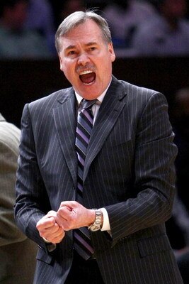 NEW YORK - MARCH 18: Head coach Mike D'Antoni of the New York Knicks screams at a referee against the New Jersey Nets at Madison Square Garden March 18, 2009 in New York City. NOTE TO USER: User expressly acknowledges and agrees that, by downloading and/o