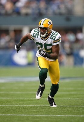 SEATTLE - OCTOBER 12:  Greg Jennings #85 of the Green Bay Packers runs downfield during the game against the Seattle Seahawks on October 12, 2008 at Qwest Field in Seattle, Washington. The Packers defeated the Seahawks 27-17. (Photo by Otto Greule Jr./Get