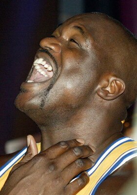 SANTA MONICA, CA - SEPTEMBER 20:  Lakers superstar Shaquille O'Neal who teamed up with Athletes and Entertainers for Kids for 'Shaqtacular VIII' benefiting youth mentoring programs throughout the state, sings backstage during the event held at the Santa M