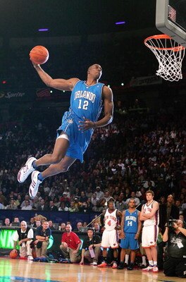 LAS VEGAS - FEBRUARY 17:  Dwight Howard of the Orlando Magic participates in the Sprite Slam Dunk Competition during NBA All-Star Weekend on February 17, 2007 at Thomas & Mack Center in Las Vegas, Nevada.  NOTE TO USER: User expressly acknowledges and agr