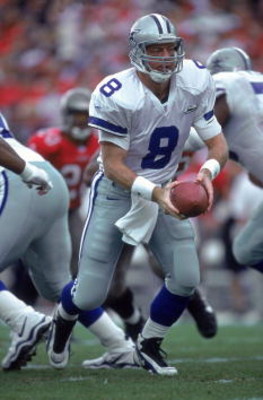 3 Dec 2000: Troy Aikman #8 of the Dallas Cowboys moves with the ball during the game against the Tampa Bay Buccaneers at the Raymond James Stadium in Tampa, Florida. The Buccaneers defeated the Cowboys 27-7.Mandatory Credit: Andy Lyons /Allsport