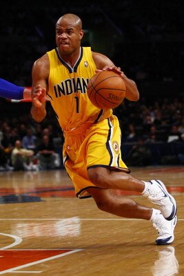 NEW YORK - FEBRUARY 23:  Jarrett Jack #1 of the Indiana Pacers drives to the basket during the game against the New York Knicks at Madison Square Garden February 23, 2009 in New York City.  The Knicks won 123-119.  NOTE TO USER: User expressly acknowledge