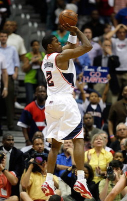 ATLANTA - MAY 11: Joe Johnson #2 of the Atlanta Hawks shoots against the Cleveland Cavaliers during Game Four of the Eastern Conference Semifinals during the 2009 NBA Playoffs at Philips Arena on May 11, 2009 in Atlanta, Georgia. NOTE TO USER: User expr