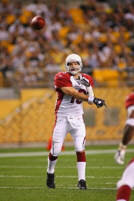 PITTSBURGH - AUGUST 13:  Kurt Warner #13 of the Arizona Cardinals passes the ball during the preseason NFL game against the Pittsburgh Steelers at Heinz Field on August 13, 2009 in Pittsburgh, Pennsylvania.  The Steelers won 20-10.  (Photo by Rick Stewart