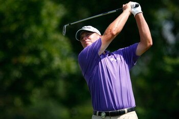 CHASKA, MN - AUGUST 12:  Steve Stricker hits a shot during the third preview day of the 91st PGA Championship at Hazeltine National Golf Club on August 12, 2009 in Chaska, Minnesota.  (Photo by Scott Halleran/Getty Images)