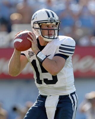 PASADENA, CA - SEPTEMBER 8: Quarterback Max Hall #15 of the BYU Cougars throws a pass against the UCLA Bruins on September 8, 2007 at the Rose Bowl in Pasadena, California. UCLA won 27-17. (Stephen Dunn/Getty Images)