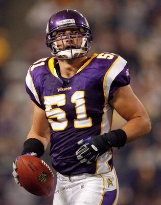 MINNEAPOLIS - NOVEMBER 02:  Ben Leber #51 of the Minnesota Vikings recovers a fumble of the Houston Texans during the second quarter at the Hubert H. Humphrey Metrodome on November 2, 2008 in Minneapolis, Minnesota.  The Vikings won 28-21.   (Photo by Har