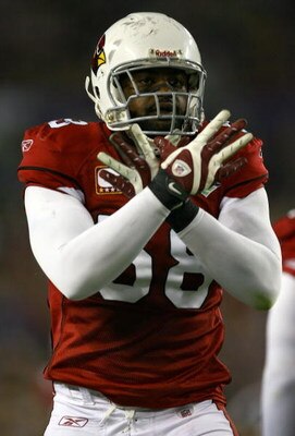 TAMPA, FL - FEBRUARY 01:  Karlos Dansby #58 of the Arizona Cardinals gestures on the field against the Pittsburgh Steelers during Super Bowl XLIII on February 1, 2009 at Raymond James Stadium in Tampa, Florida.  (Photo by Jamie Squire/Getty Images)