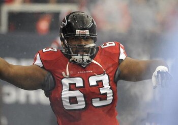ATLANTA - NOVEMBER 9: Guard Justin Blalock #63 of the Atlanta Falcons takes the field before play against the New Orleans Saints at the Georgia Dome on November 9, 2008 in Atlanta, Georgia.  (Photo by Al Messerschmidt/Getty Images) 