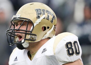EAST HARTFORD, CT - DECEMBER 06:  Nate Byham #80 of the Pittsburgh Panthers celebrates his touchdown in the second half against the Connecticut Huskies on December 6, 2008 at Rentschler Field in East Hartford, Connecticut. The Panthers defeated the Huskie