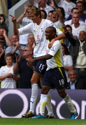 LONDON, ENGLAND - AUGUST 29:  Peter Crouch of Tottenham Hotspur celebrates his goal during the Barclays Premier League match between Totenham Hotspur and Birmingham City at White Hart Lane on August 29, 2009 in London, England.  (Photo by Clive Rose/Getty