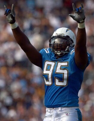 SAN DIEGO - OCTOBER 14:  Linebacker Shaun Phillips #95 of the San Diego Chargers celebrates a sack during their game against the Oakland Raiders in the first half on October 14, 2007 at Qualcomm Stadium in San Diego, California.  (Photo by Donald Miralle/