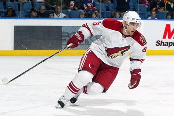 UNIONDALE, NY - MARCH 08:  Matthew Lombardi #15 of the Phoenix Coyotes skates against the New York Islanders on March 8, 2009 at Nassau Coliseum in Uniondale, New York. The Isles defeated the Coyotes 3-2.  (Photo by Jim McIsaac/Getty Images)