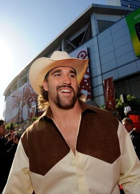 LOS ANGELES, CA - JULY 15:  NFL player Jared Allen arrives at the 2009 ESPY Awards held at Nokia Theatre LA Live on July 15, 2009 in Los Angeles, California. The 17th annual ESPYs will air on Sunday, July 19 at 9PM ET on ESPN.  (Photo by Kevork Djansezian