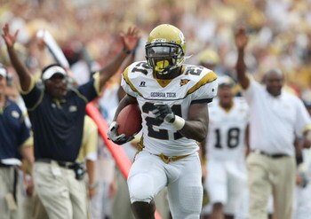 CHESTNUT HILL, MA - SEPTEMBER 6:  Running back Jonathan Dwyer #21 of the Georgia Tech Yellow Jackets runs with the ball during their game against the Boston College Eagles on September 6, 2008 at Alumni Stadium in Chestnut Hill, Massachusetts. The Yellow 