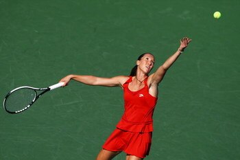 NEW YORK - SEPTEMBER 01:  Jelena Jankovic of Serbia serves to Roberta Vinci of Italy during day two of the 2009 U.S. Open at the USTA Billie Jean King National Tennis Center on September 1, 2009 in Flushing neighborhood of the Queens borough of New York C