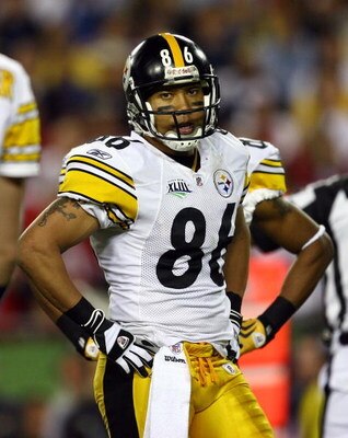 TAMPA, FL - FEBRUARY 01:  Wide receiver Hines Ward #86 of the Pittsburgh Steelers looks on against the Arizona Cardinals during Super Bowl XLIII on February 1, 2009 at Raymond James Stadium in Tampa, Florida.  (Photo by Jamie Squire/Getty Images)