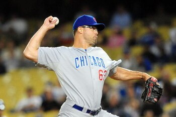 LOS ANGELES, CA - AUGUST 20:   Kevin Gregg #63 of the Chicago Cubs pitches against the Los Angeles Dodgers on August 20, 2009 in Los Angeles, California. The Dodgers defeated the Cubs 7-2  (Photo by Jacob de Golish/Getty Images)