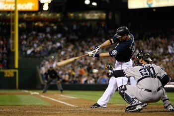 SEATTLE - AUGUST 14:  Russell Branyan #30 of the Seattle Mariners bats against the New York Yankees during the game at Safeco Field on August 14, 2009 in Seattle, Washington.  The Yankees won 4-2.  (Photo by Otto Greule Jr/Getty Images)
