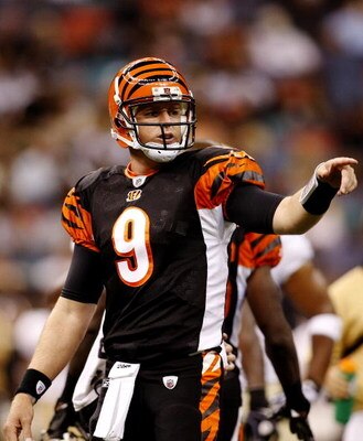 NEW ORLEANS - AUGUST 14:  Quarterback Carson Palmer #9 of the Cincinnati Bengals gestures during action against the New Orleans Saints in a preseason game on August 14, 2009 at the Superdome in New Orleans, Louisiana. (Photo by Chris Graythen/Getty Images
