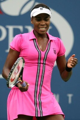 NEW YORK - SEPTEMBER 06:  Venus Williams of the United States reacts to a play during her match against Kim Clijsters of Belgium during day seven of the 2009 U.S. Open at the USTA Billie Jean King National Tennis Center on September 6, 2009 in the Flushin